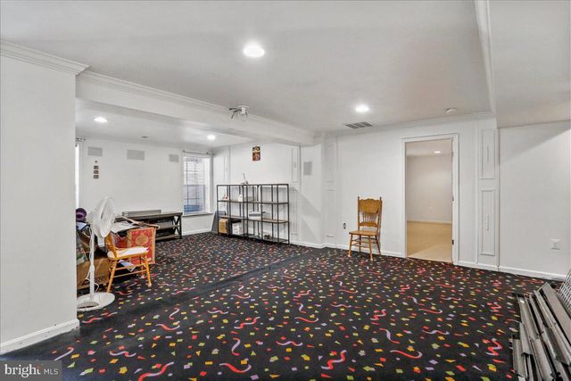 301 FONTANA CIR, Martinsburg, WV 25403