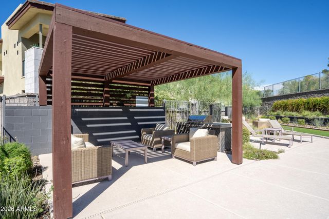 1 EASY Street 12, Carefree, AZ 85377