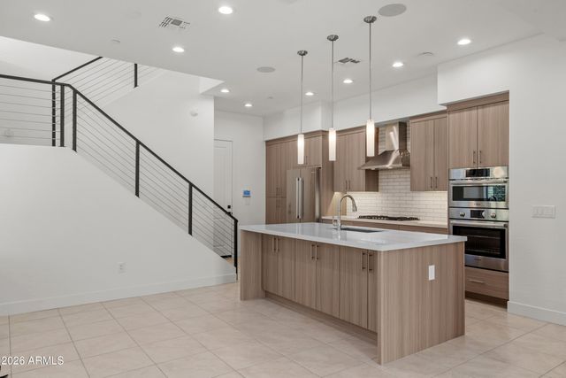 1 EASY Street 12, Carefree, AZ 85377