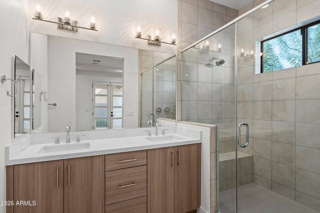 1 EASY Street 12, Carefree, AZ 85377