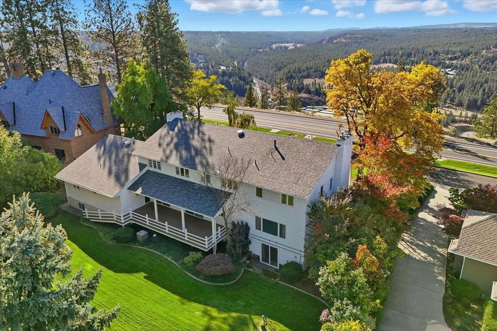 3433 S High Dr, Spokane, WA 99203 photo 2