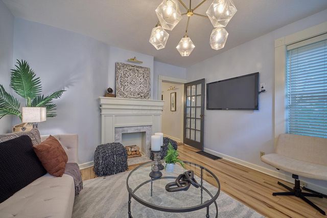904 Hamlet Street, Columbus, OH 43201