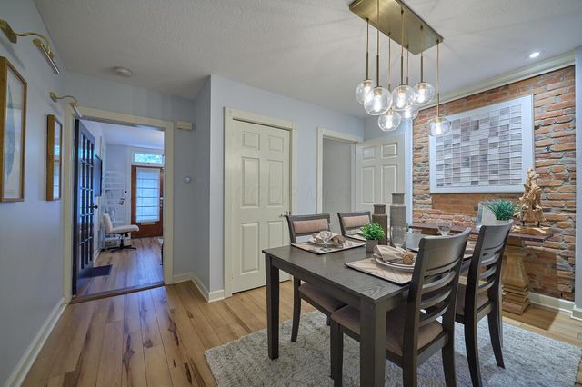 904 Hamlet Street, Columbus, OH 43201