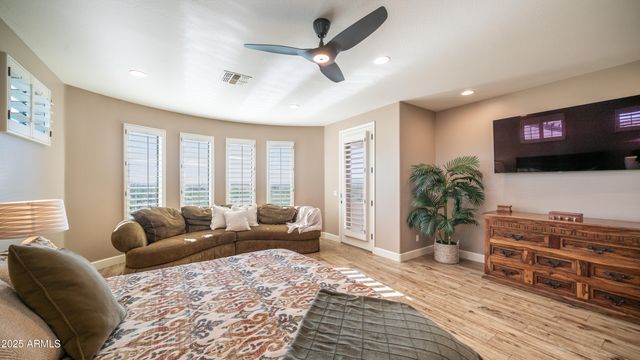 8449 E JENSEN Street, Mesa, AZ 85207