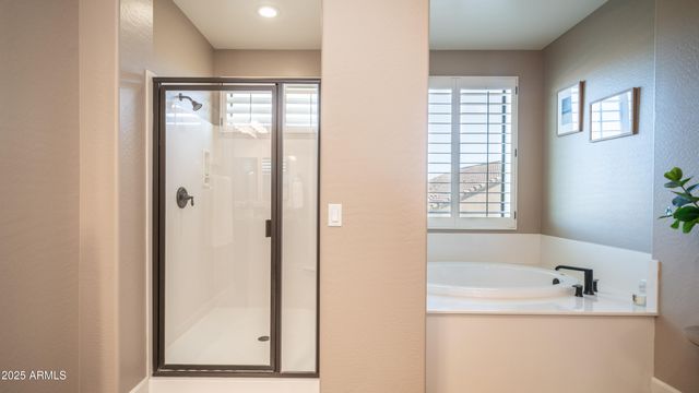 8449 E JENSEN Street, Mesa, AZ 85207