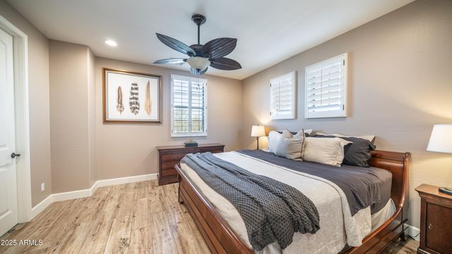 8449 E JENSEN Street, Mesa, AZ 85207