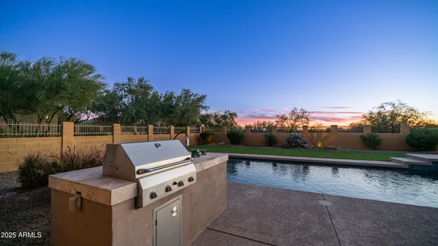 8449 E JENSEN Street, Mesa, AZ 85207