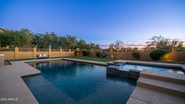 8449 E JENSEN Street, Mesa, AZ 85207