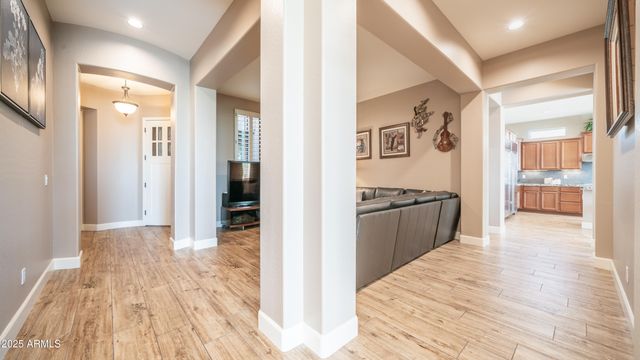 8449 E JENSEN Street, Mesa, AZ 85207