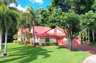 7942 Lexington Club Boulevard, Delray Beach, FL 33446