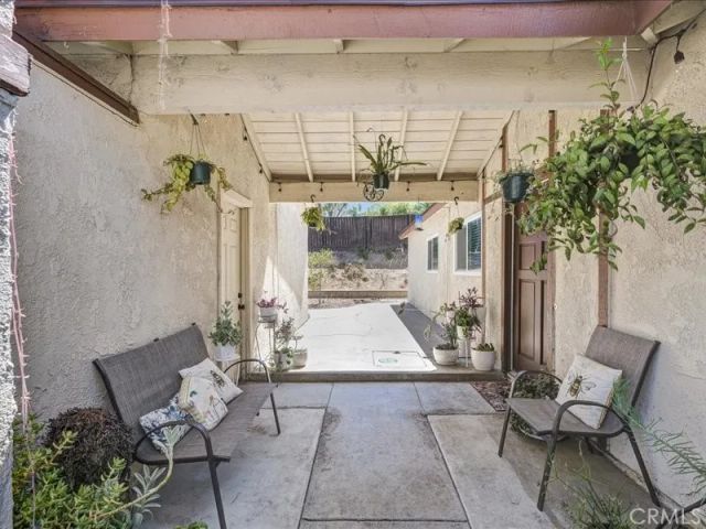 41041 Via Halcon, Temecula, CA 92591