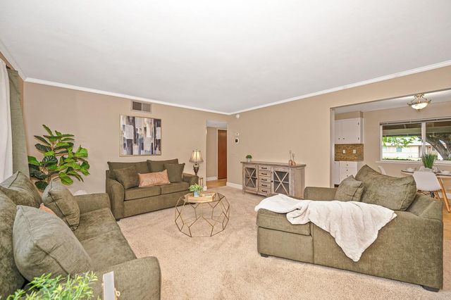 7400 Saybrook Dr, Citrus Heights, CA 95621