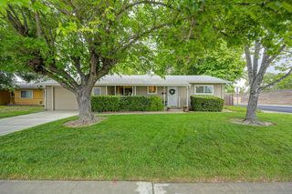 7400 Saybrook Dr, Citrus Heights, CA 95621