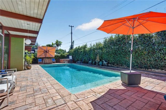 3812 E Casselle Avenue, Orange, CA 92869