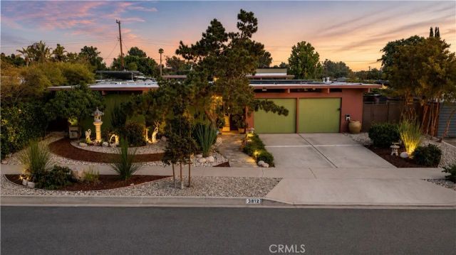 3812 E Casselle Avenue, Orange, CA 92869