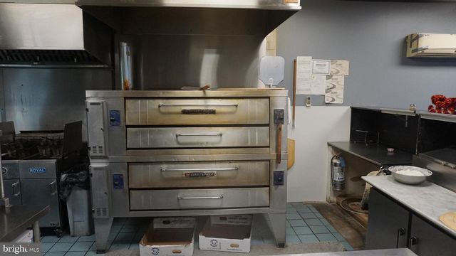 426 N HIGH ST, Millville, NJ 08332