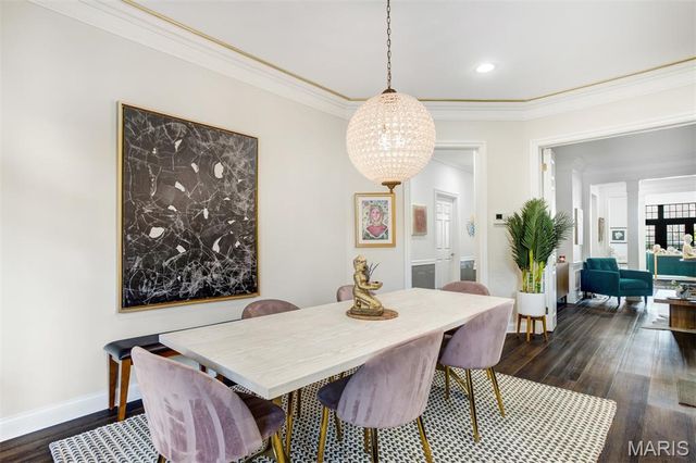 15 Topton Way 1B, St Louis, MO 63105