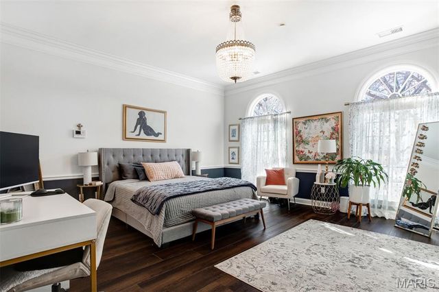 15 Topton Way 1B, St Louis, MO 63105