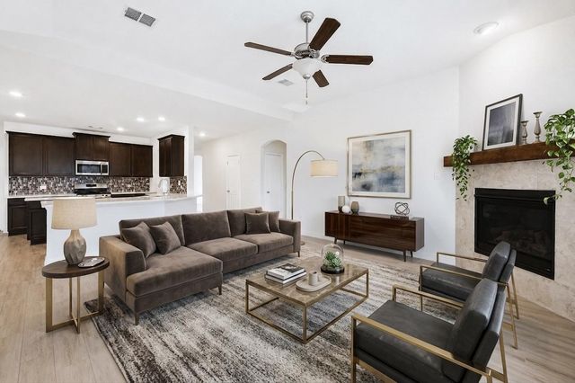 817 Black Hawk Drive, Princeton, TX 75407