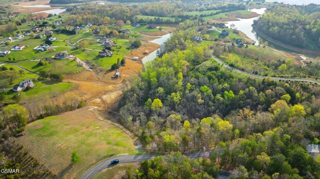 12 Ferry Hill Road, Dandridge, TN 37725