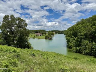 12 Ferry Hill Road, Dandridge, TN 37725