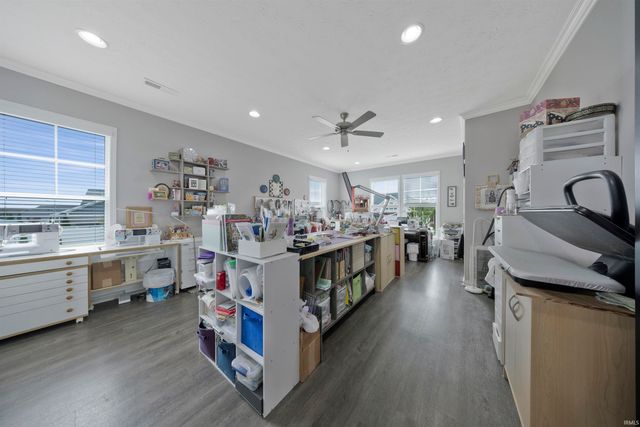 5660 Brompton Drive, Newburgh, IN 47630