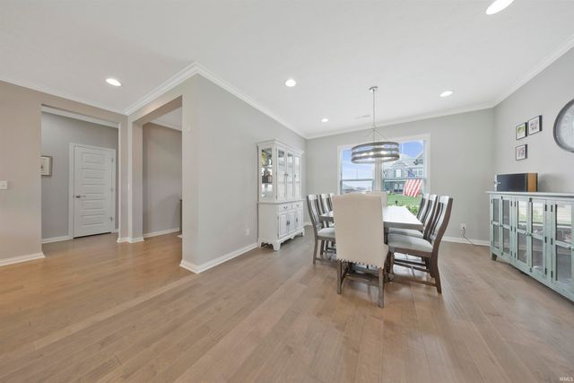 5660 Brompton Drive, Newburgh, IN 47630