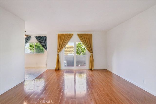 5400 Newcastle Avenue 70, Encino, CA 91316