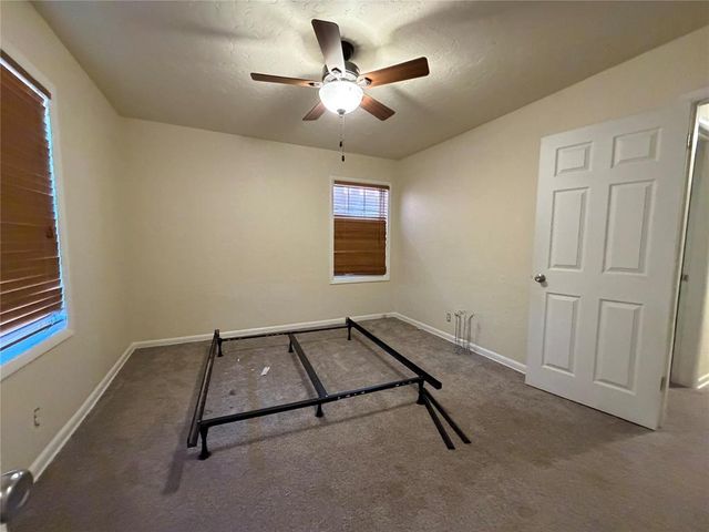 709 E E N Boundary Highway, Sentinel, OK 73664