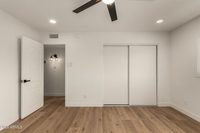 516 E GREENWAY Drive, Tempe, AZ 85282