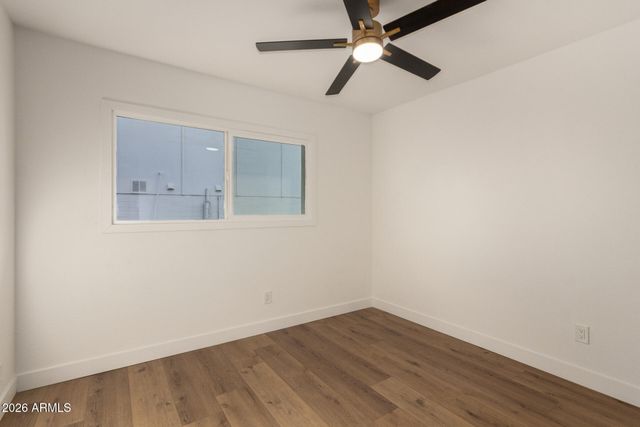 516 E GREENWAY Drive, Tempe, AZ 85282