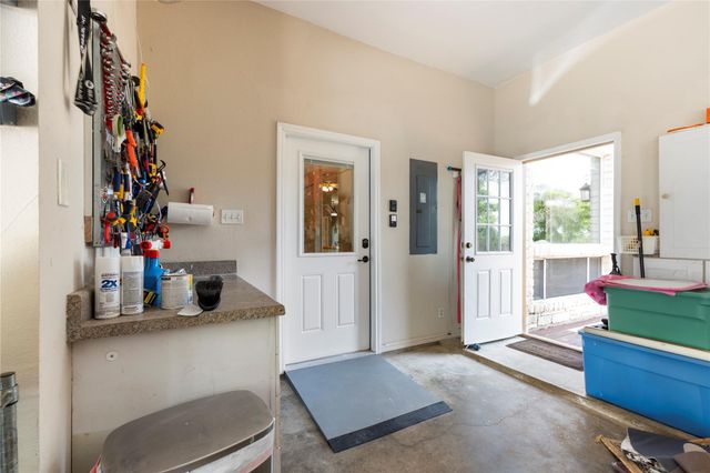 515 Liberty DR, Liberty Hill, TX 78642
