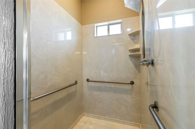 515 Liberty DR, Liberty Hill, TX 78642