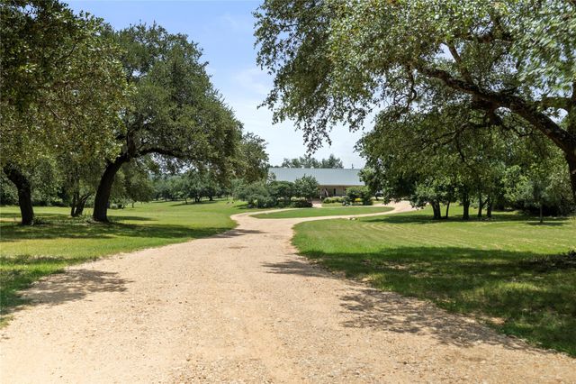 515 Liberty DR, Liberty Hill, TX 78642