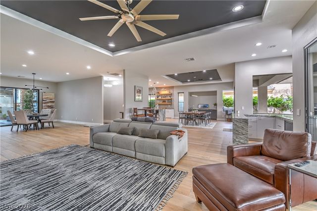 3217 Elk Clover Street, Las Vegas, NV 89135