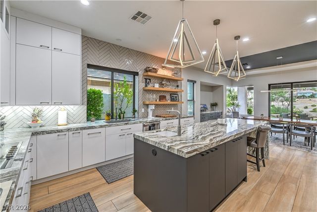 3217 Elk Clover Street, Las Vegas, NV 89135