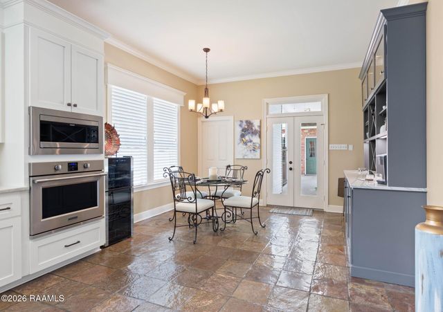404 Doyle Drive, Lafayette, LA 70508