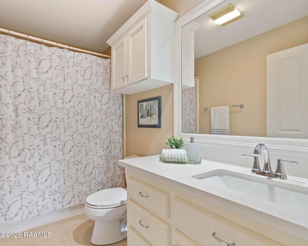 404 Doyle Drive, Lafayette, LA 70508