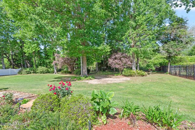 404 Doyle Drive, Lafayette, LA 70508