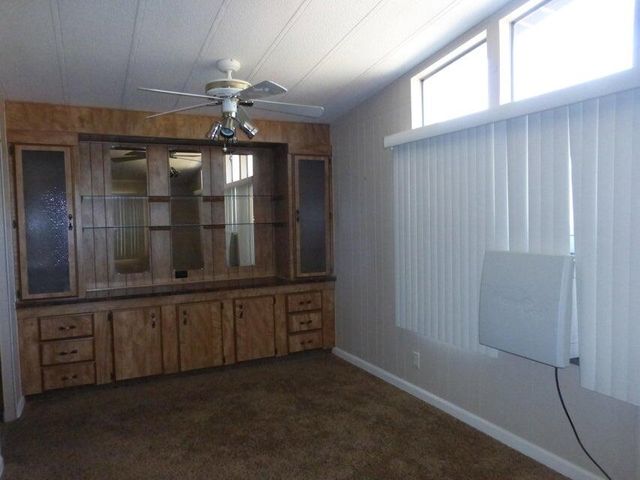 2627 W Midvalley Avenue 5, Visalia, CA 93277