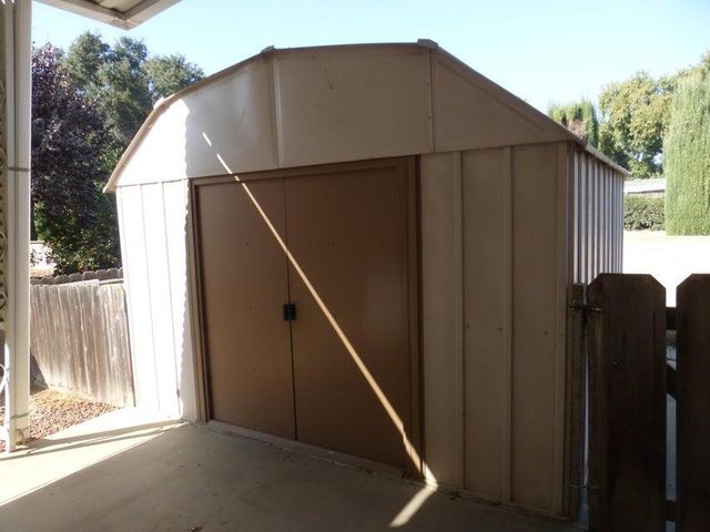 2627 W Midvalley Avenue 5, Visalia, CA 93277