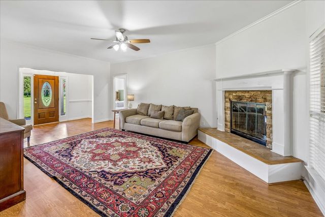 305 CAITLIN DR, Oakland, TN 38060