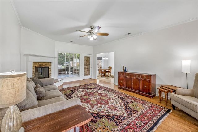 305 CAITLIN DR, Oakland, TN 38060