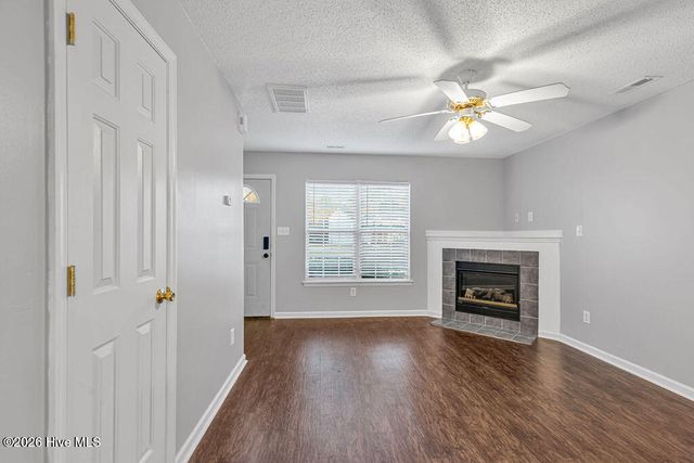 909 Timberlake Trail, Jacksonville, NC 28546