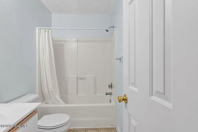 909 Timberlake Trail, Jacksonville, NC 28546