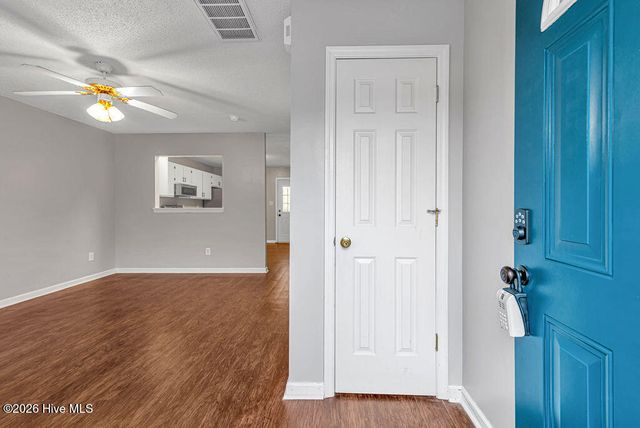 909 Timberlake Trail, Jacksonville, NC 28546