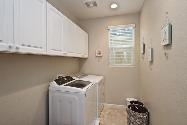 2116 Camino Real Way, Roseville, CA 95747