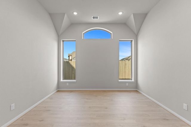 2318 Gleaming Pear Drive, Manvel, TX 77578