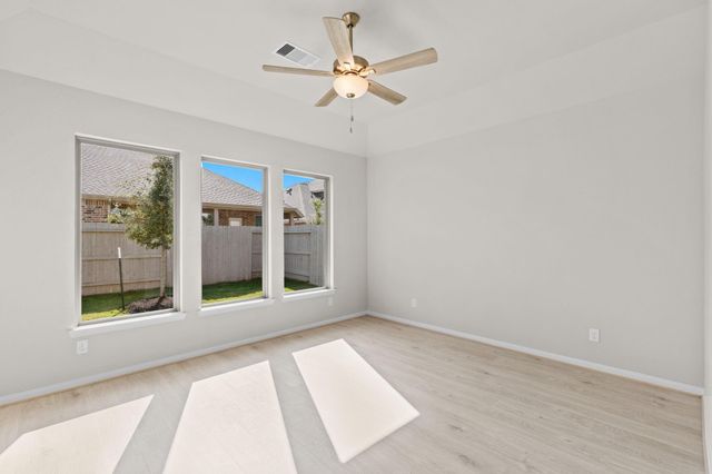 2318 Gleaming Pear Drive, Manvel, TX 77578