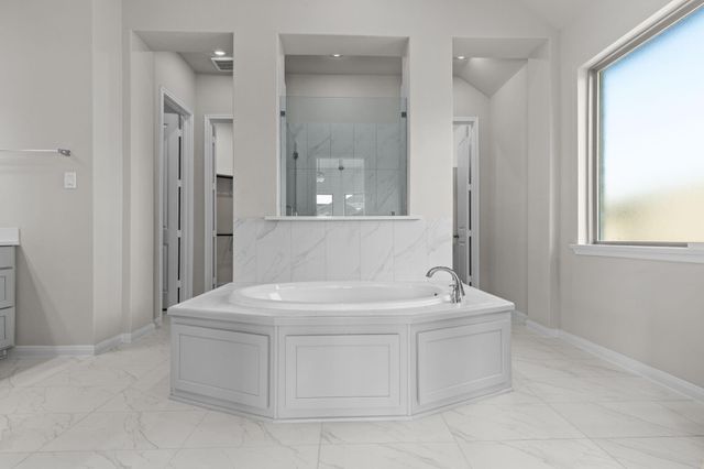 2318 Gleaming Pear Drive, Manvel, TX 77578